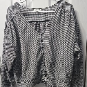 Reitmans Top Plaid White And Black Knot Bottom Size Xl